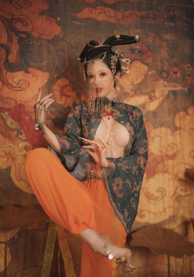 黑狱断肠歌之砌生猪肉