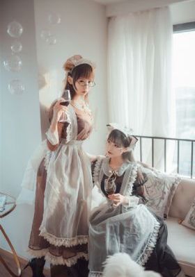 年轻人整顿婚礼:放个短片就干饭